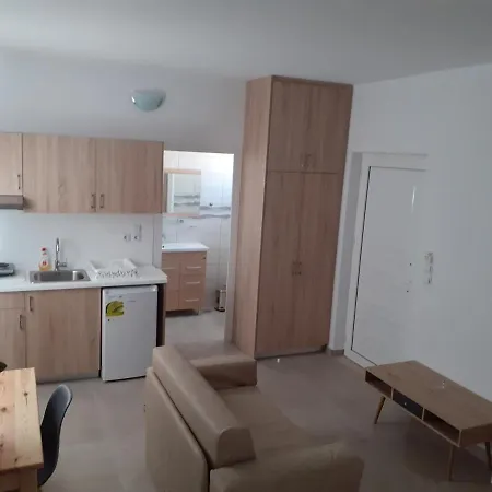 Your Second Kéfalos