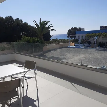 Your Second * Kéfalos