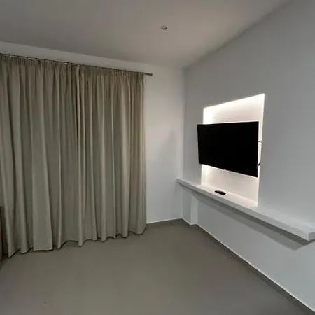 Your Second * Kéfalos