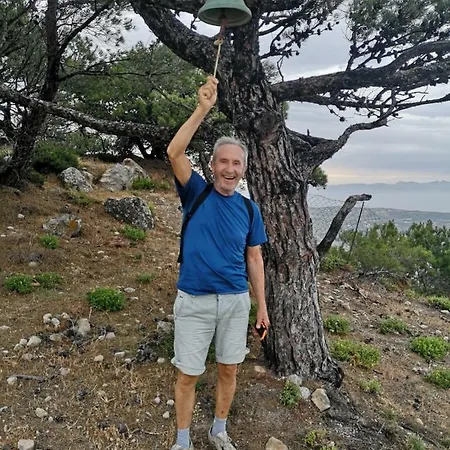 χαράλαμπος Διαμέρισμα *